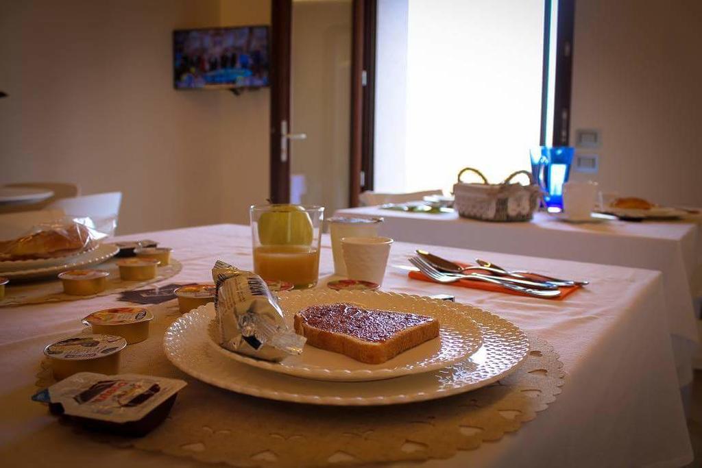 B&B I Frassini 카스텔부오노 외부 사진